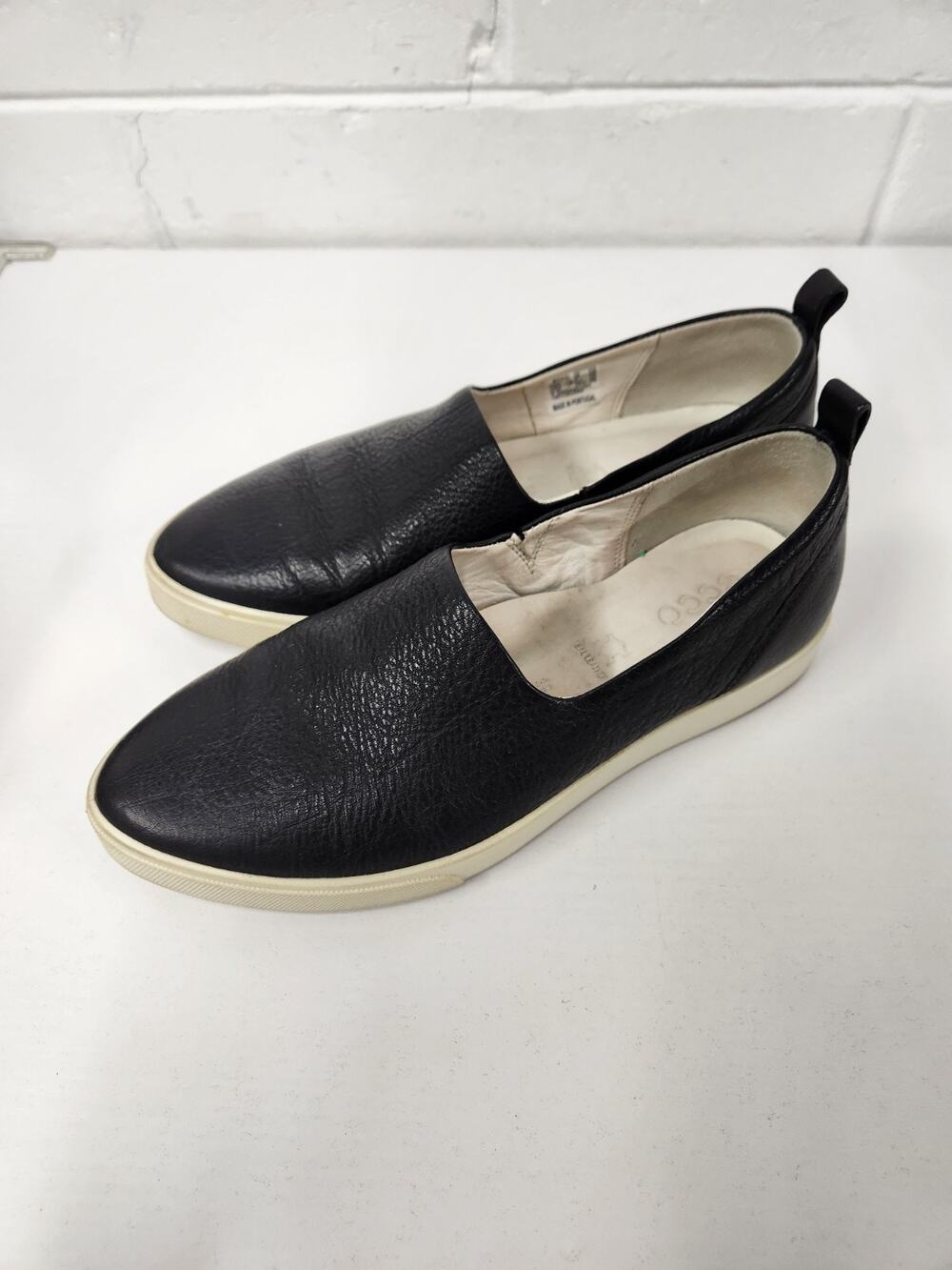Ecco Gillian Slip-On Women's Black Genuine Leather Shoes, Size 7, Portugal Made